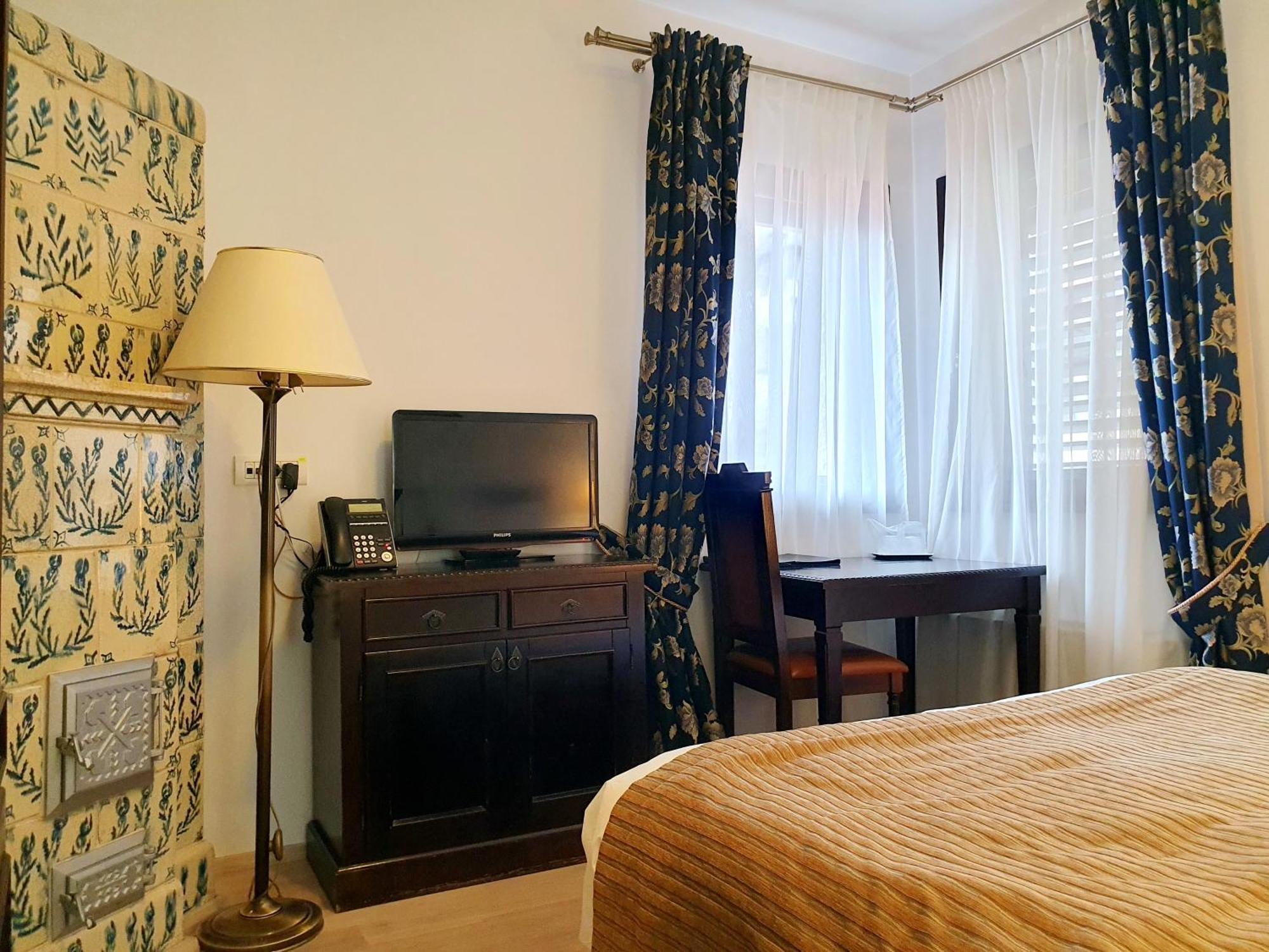 Vila Leonida - Resort Leonida Busteni Ngoại thất bức ảnh