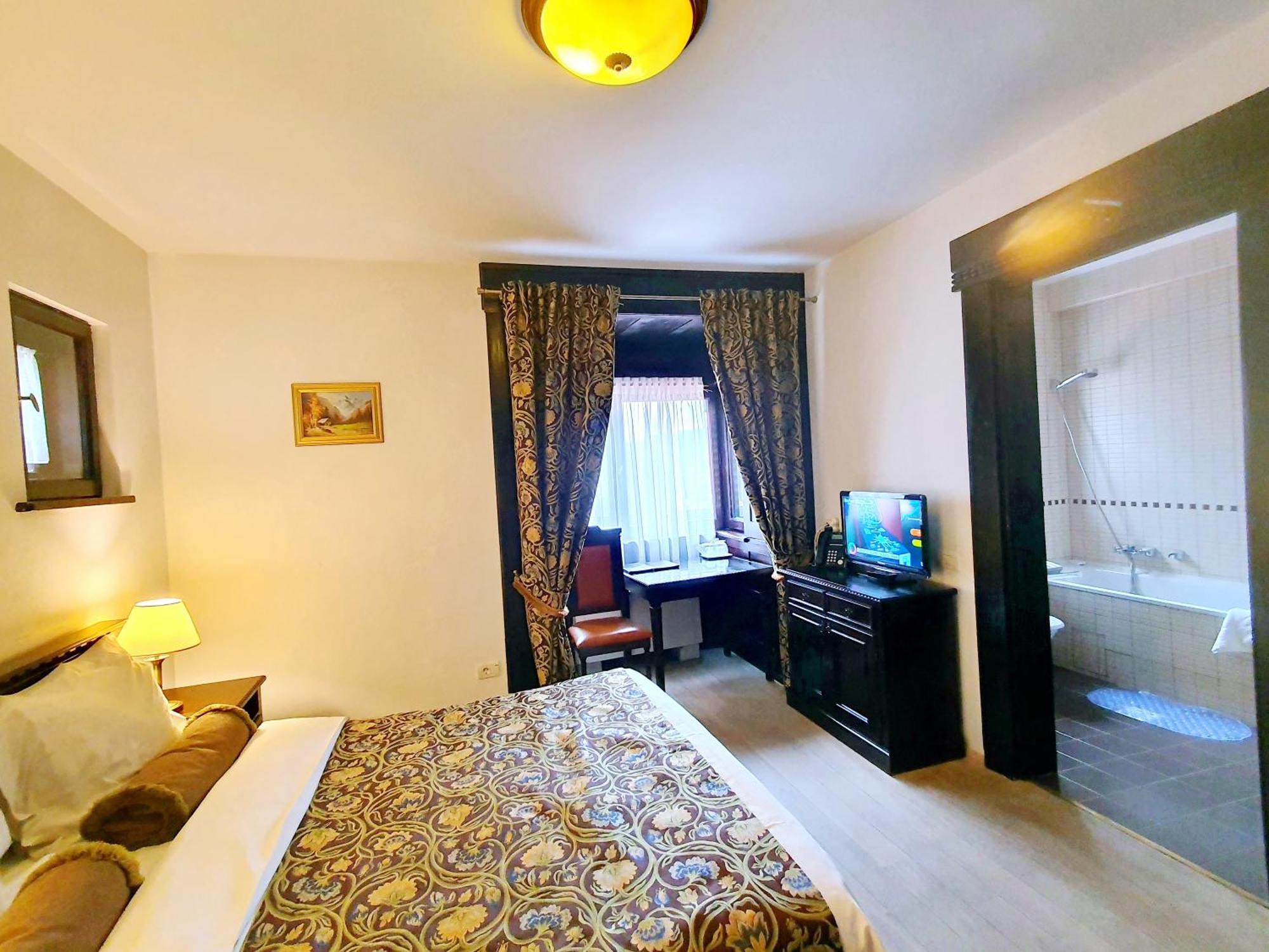 Vila Leonida - Resort Leonida Busteni Ngoại thất bức ảnh