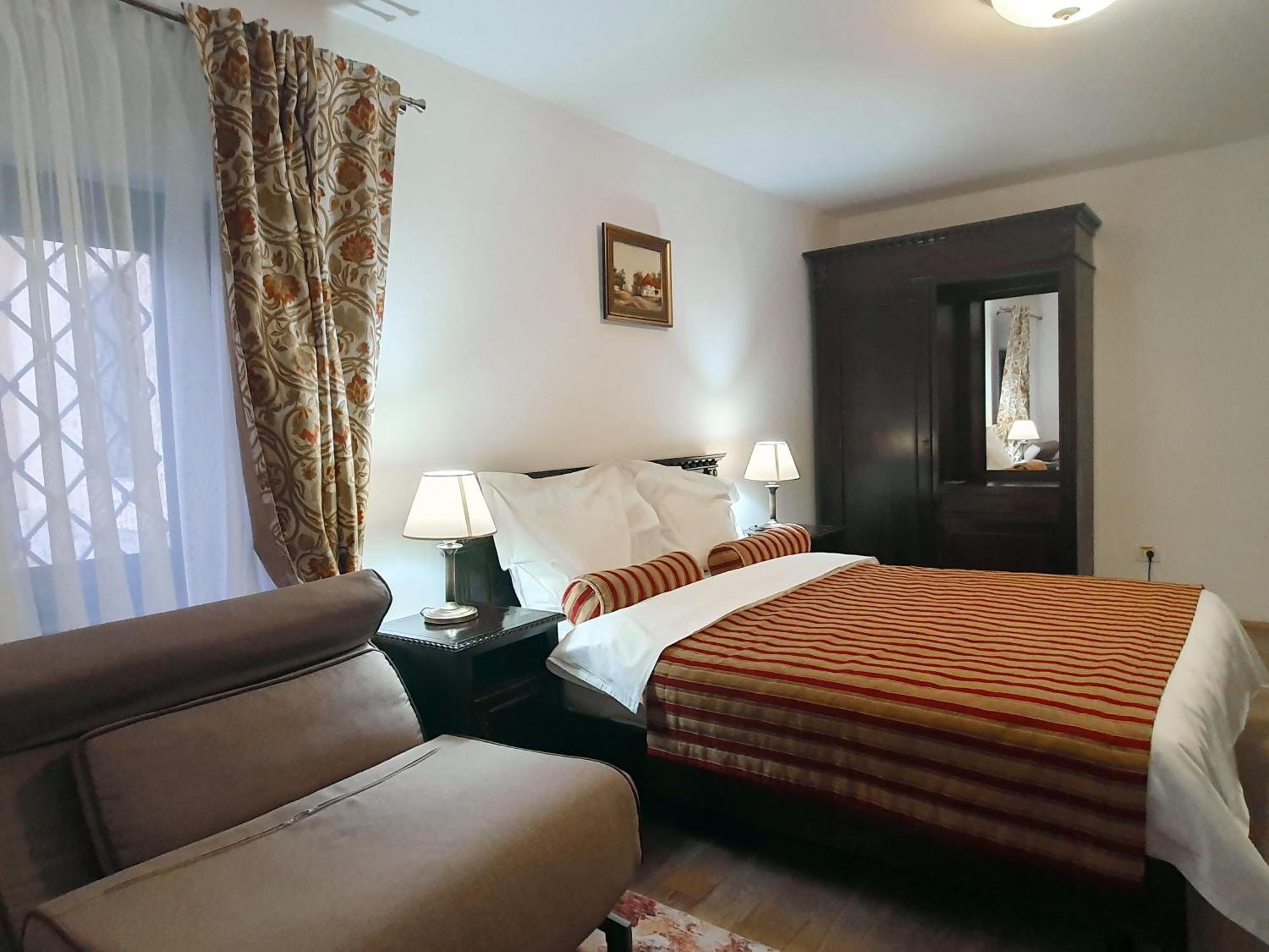 Vila Leonida - Resort Leonida Busteni Ngoại thất bức ảnh
