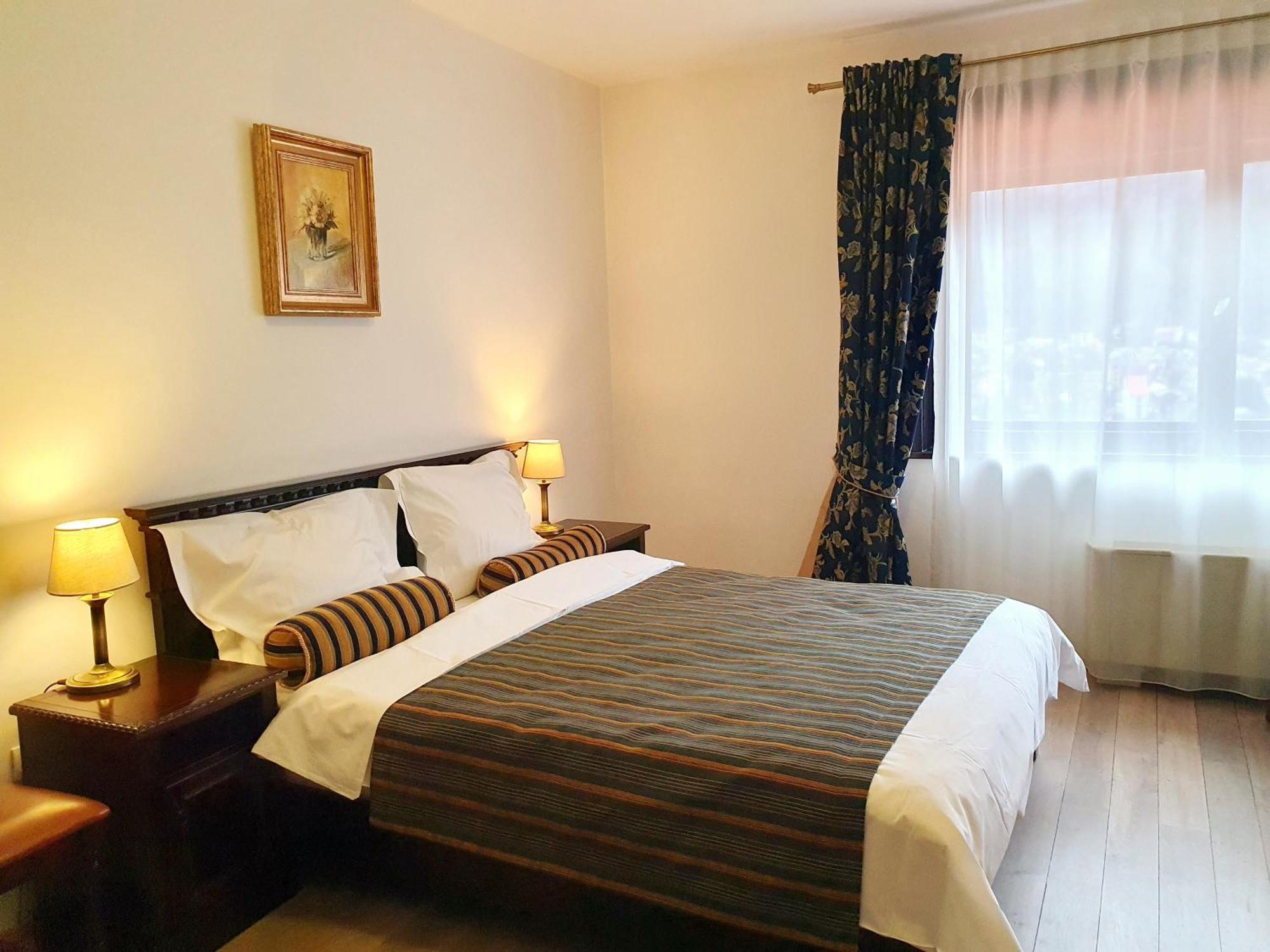 Vila Leonida - Resort Leonida Busteni Ngoại thất bức ảnh
