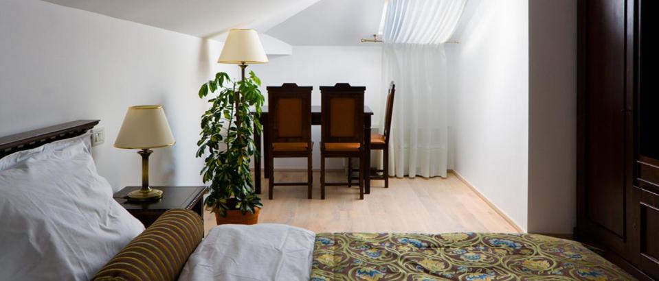 Vila Leonida - Resort Leonida Busteni Ngoại thất bức ảnh